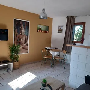 Appartamento Jolie Petite Maison Idéalement Située, Arles